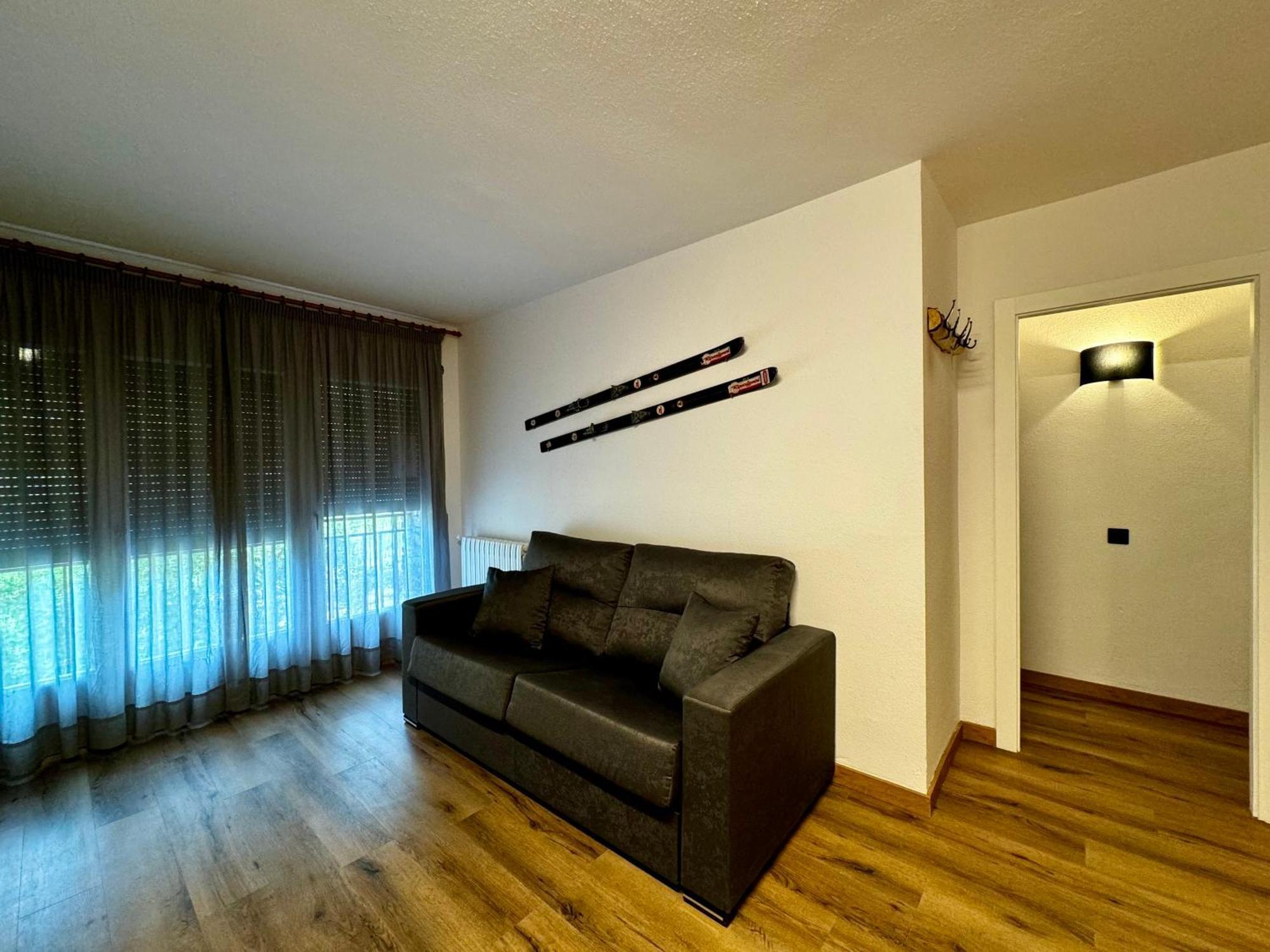 Apartamentos Turisticos Poblado Arinsal Dış mekan fotoğraf
