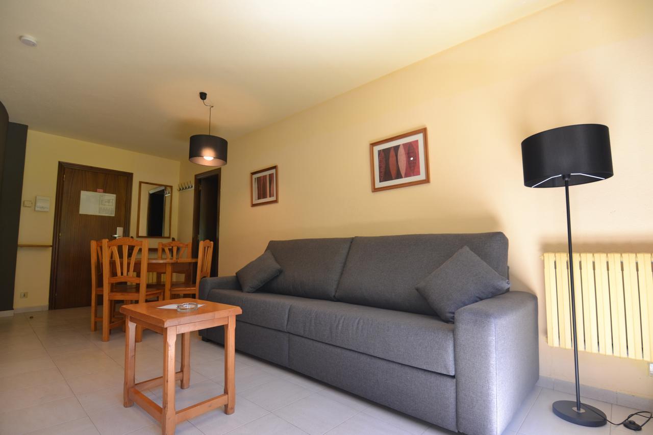Apartamentos Turisticos Poblado Arinsal Dış mekan fotoğraf