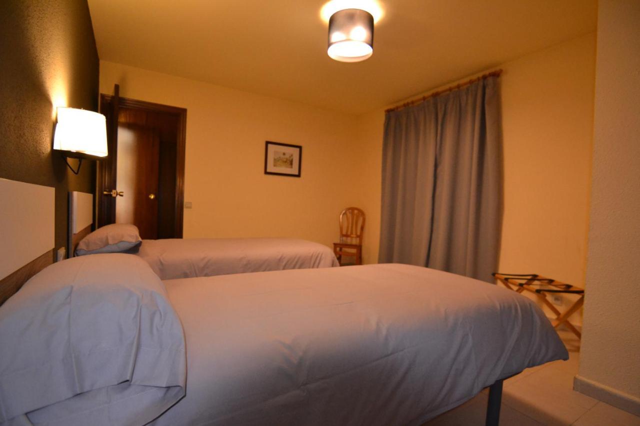 Apartamentos Turisticos Poblado Arinsal Dış mekan fotoğraf