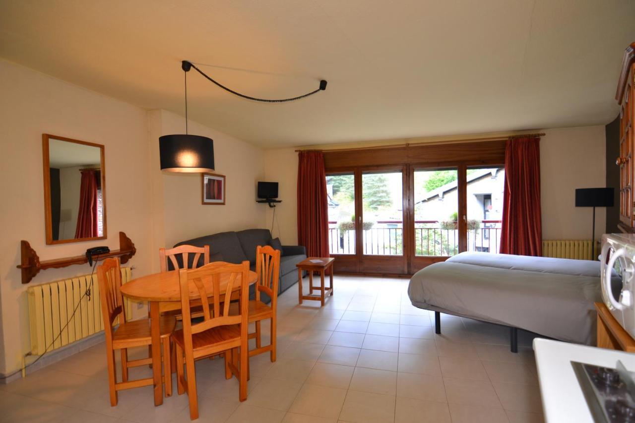Apartamentos Turisticos Poblado Arinsal Dış mekan fotoğraf